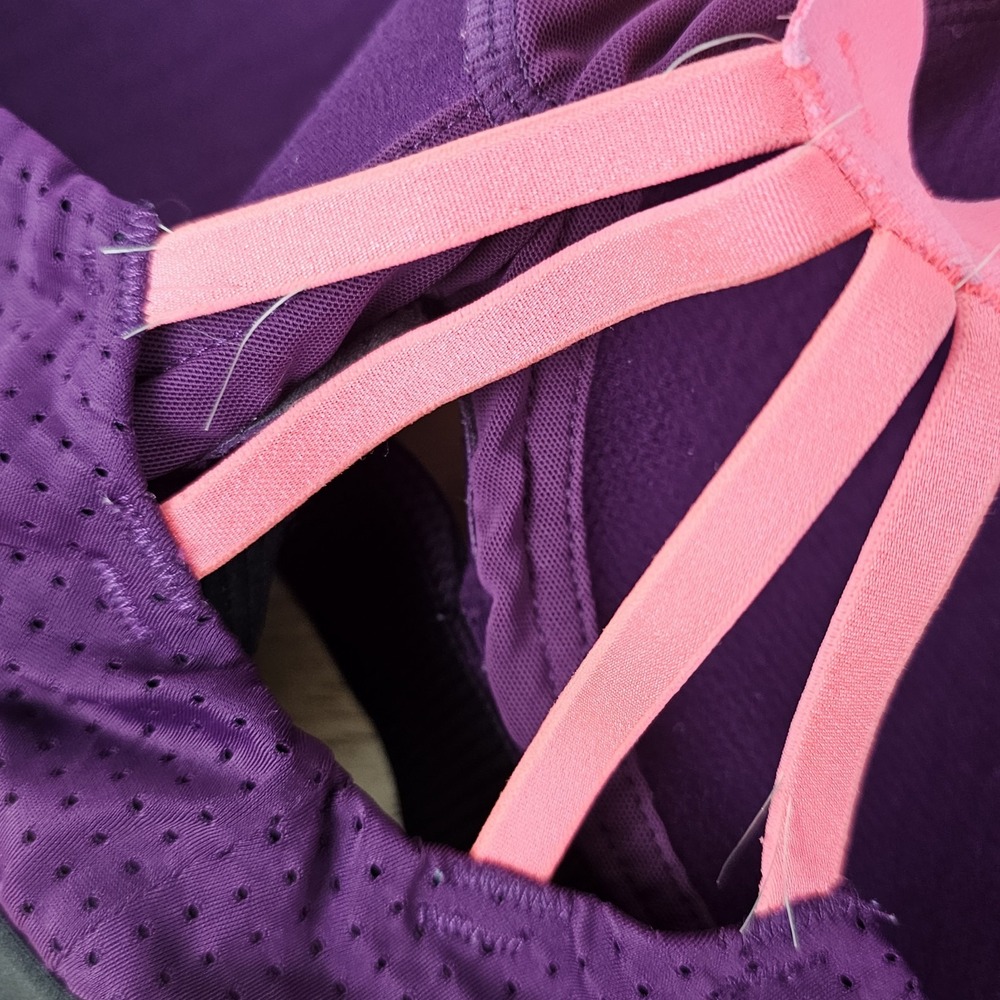 Victoria's Secret VSX Sports Bra Strappy Purple Pink Womens Size 36D Pullover - Picture 4 of 8